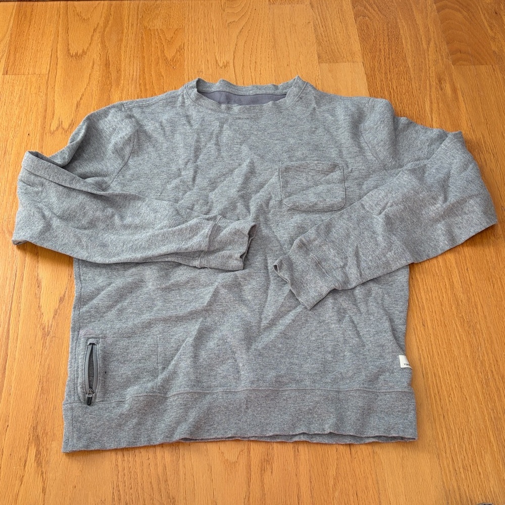 Vuori Men's Heather Grey Crewneck Sweater with Pocket